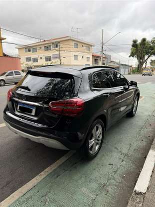 MERCEDES-BENZ-GLA 200-2019