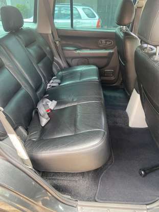 MITSUBISHI-PAJERO-2010