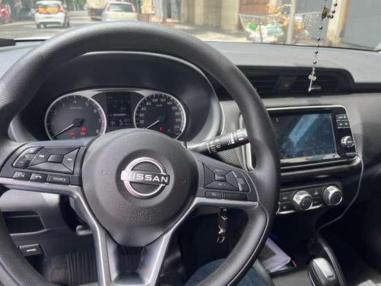 NISSAN-KICKS-2023