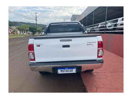 TOYOTA-HILUX-2012