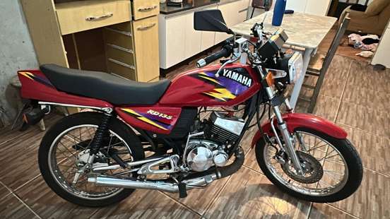 YAMAHA-RD 135-1996