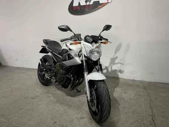 YAMAHA XJ6 N 