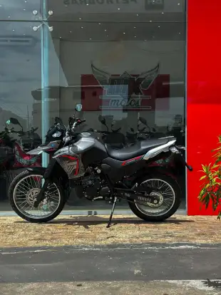 YAMAHA-XTZ 250 LANDER CONNECTED-2025