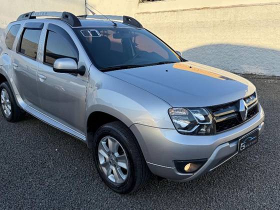 RENAULT DUSTER 2.0 DYNAMIQUE 4X2 16V FLEX 4P AUTOMÁTICO