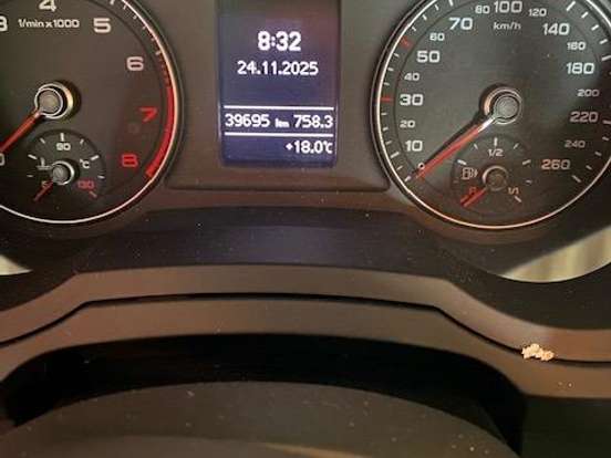 AUDI-Q3-1.4 TFSI AMBIENTE FLEX 4P S TRONIC AUDI-Q3-2018