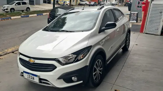 CHEVROLET ONIX 1.4 MPFI ACTIV 8V FLEX 4P AUTOMÁTICO