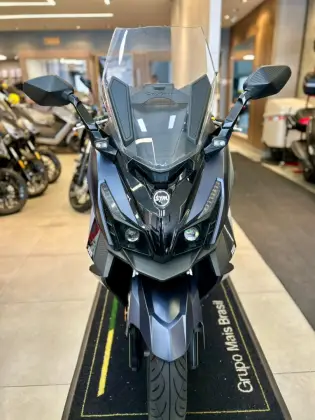 DAFRA CRUISYM 300 
