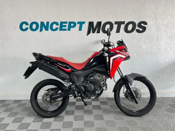 HONDA XRE 300 SAHARA HONDA XRE 300 SAHARA