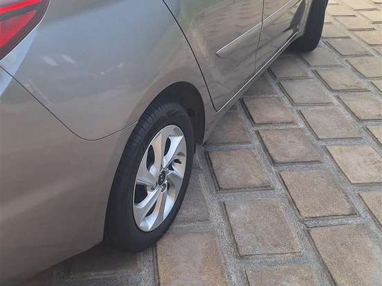HYUNDAI-HB20S-1.6 PREMIUM 16V FLEX 4P AUTOMÁTICO HYUNDAI-HB20S-2017