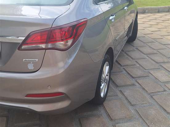 HYUNDAI-HB20S-1.6 PREMIUM 16V FLEX 4P AUTOMÁTICO HYUNDAI-HB20S-2017