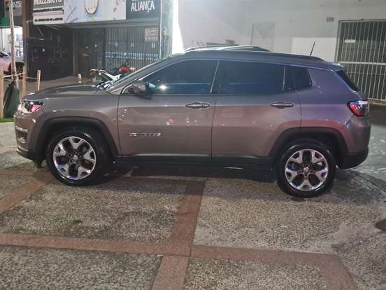 JEEP-COMPASS-2.0 16V FLEX LONGITUDE AUTOMÁTICO JEEP-COMPASS-2019