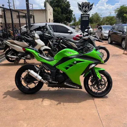 KAWASAKI NINJA 300 ABS 