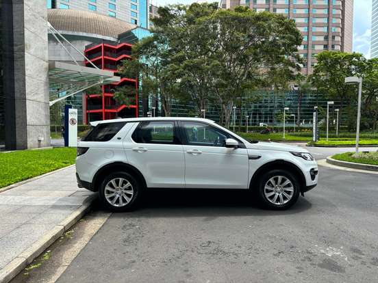 LAND ROVER-DISCOVERY SPORT-2016