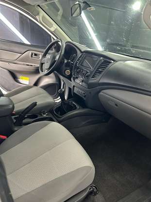 MITSUBISHI-L200 TRITON-2024