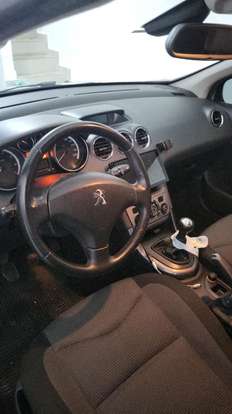 PEUGEOT-308-2012