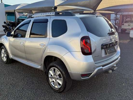 RENAULT-DUSTER-2.0 DYNAMIQUE 4X2 16V FLEX 4P AUTOMÁTICO RENAULT-DUSTER-2016