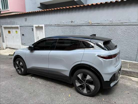 RENAULT-MEGANE-60 KW ELÉTRICO E-TECH EV60 RENAULT-MEGANE-2023