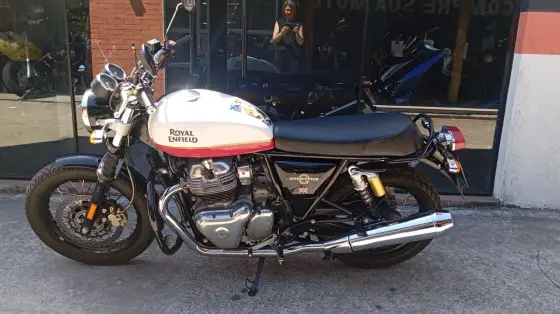 ROYAL ENFIELD INTERCEPTOR 