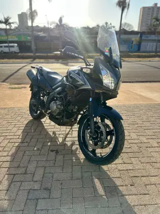 SUZUKI DL 650 V STROM 