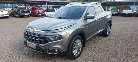 FIAT TORO 2.0 16V TURBO DIESEL RANCH 4WD AT9 FIAT TORO 2.0 16V TURBO DIESEL RANCH 4WD AT9