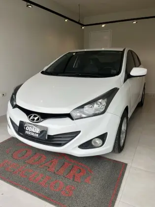 HYUNDAI HB20S 1.6 COMFORT PLUS 16V FLEX 4P AUTOMÁTICO HYUNDAI HB20S 1.6 COMFORT PLUS 16V FLEX 4P AUTOMÁTICO