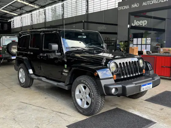JEEP WRANGLER 3.8 UNLIMITED SAHARA 4X4 V6 12V GASOLINA 4P AUTOMÁTICO