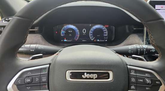 JEEP-COMMANDER-2022