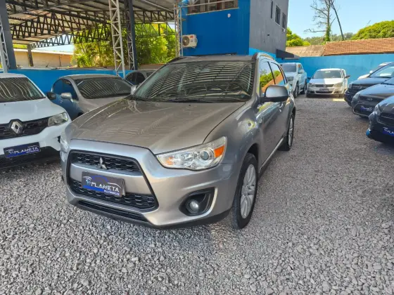 MITSUBISHI ASX 2.0 4X2 16V GASOLINA 4P AUTOMÁTICO MITSUBISHI ASX 2.0 4X2 16V GASOLINA 4P AUTOMÁTICO