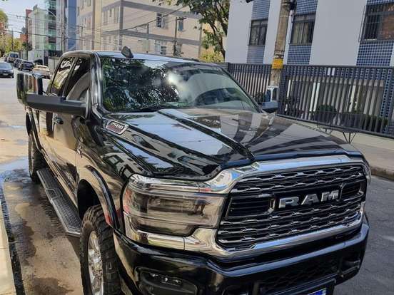 RAM-2500-6.7 I6 TURBO DIESEL LARAMIE CD 4X4 AUTOMÁTICO RAM-2500-2021