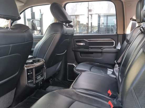 RAM-2500-6.7 I6 TURBO DIESEL LARAMIE CD 4X4 AUTOMÁTICO RAM-2500-2021