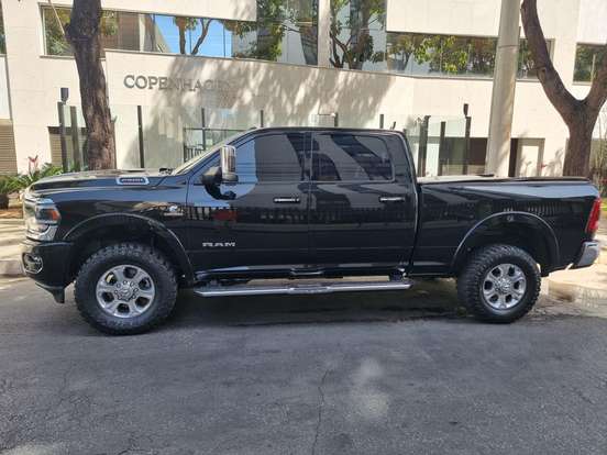 RAM-2500-6.7 I6 TURBO DIESEL LARAMIE CD 4X4 AUTOMÁTICO RAM-2500-2021