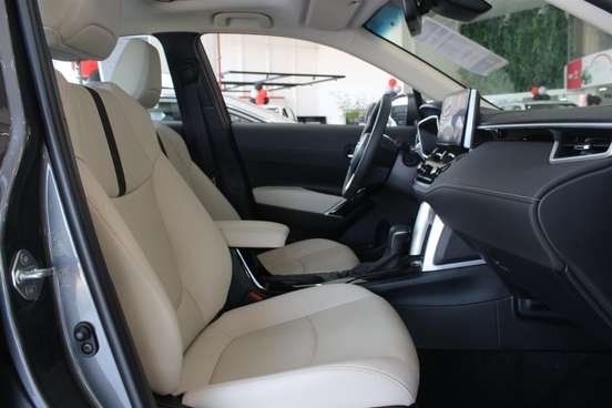 TOYOTA-COROLLA CROSS-2025