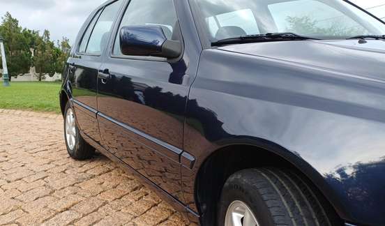 VOLKSWAGEN-GOLF-2.0 MI GLX 8V GASOLINA 4P MANUAL VOLKSWAGEN-GOLF-1996
