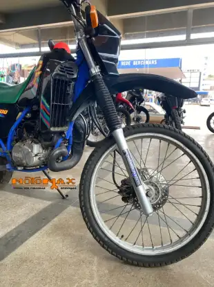 YAMAHA-DT 200-1994