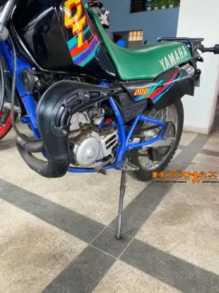 YAMAHA-DT 200-1994