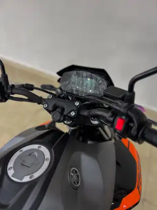 YAMAHA-FZ25 FAZER CONNECTED ABS-2025