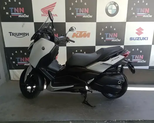 YAMAHA XMAX 250 CONNECTED ABS YAMAHA XMAX 250 CONNECTED ABS