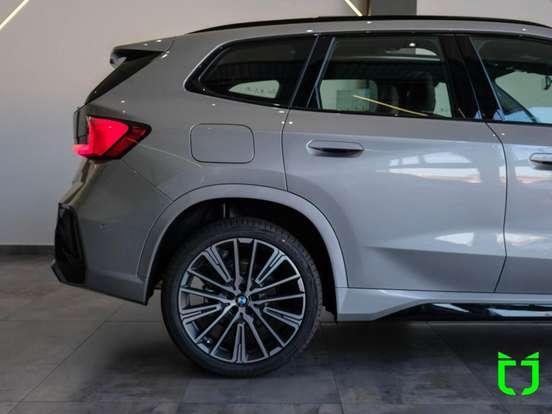 BMW-X1-2025