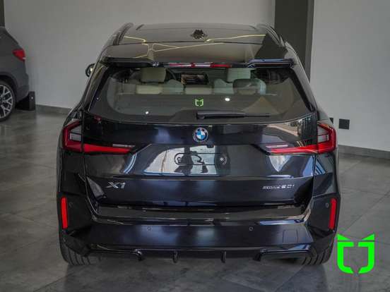 BMW-X1-2025