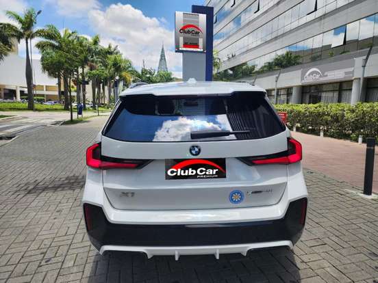 BMW-X1-2023