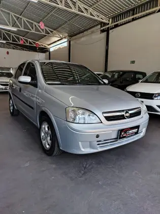 CHEVROLET CORSA 1.0 MPFI SEDAN 8V GASOLINA 4P MANUAL