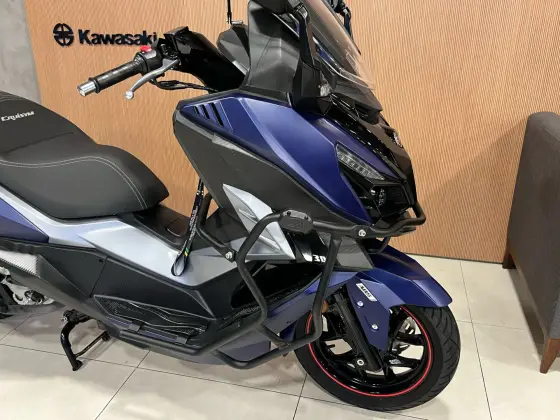 DAFRA CRUISYM 300 