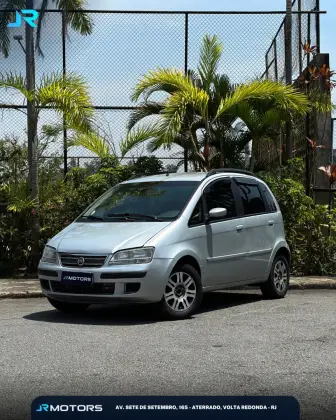 FIAT IDEA 1.4 MPI ELX 8V FLEX 4P MANUAL FIAT IDEA 1.4 MPI ELX 8V FLEX 4P MANUAL