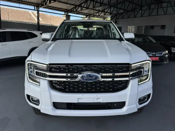 FORD RANGER 3.0 V6 TURBO DIESEL CD XLT 4X4 AUTOMÁTICO FORD RANGER 3.0 V6 TURBO DIESEL CD XLT 4X4 AUTOMÁTICO