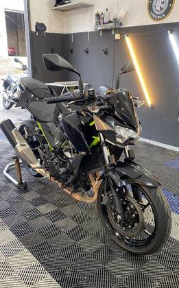 KAWASAKI Z400 