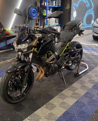KAWASAKI-Z400-2019
