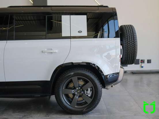 LAND ROVER-DEFENDER-2025