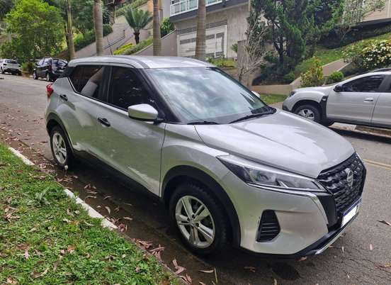 NISSAN-KICKS-2022