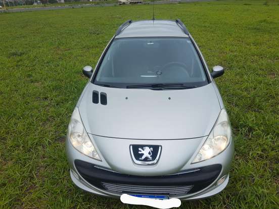 PEUGEOT-207-2010