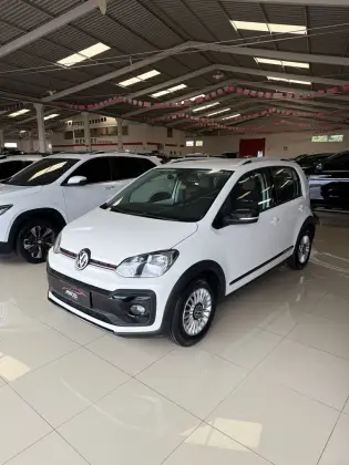 VOLKSWAGEN CROSS UP 1.0 TSI 12V FLEX 4P MANUAL VOLKSWAGEN CROSS UP 1.0 TSI 12V FLEX 4P MANUAL